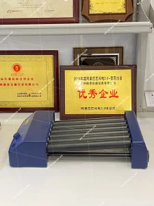 Overview of MX-T6-Pro LCD Digital Tube Roller in laboratory setting